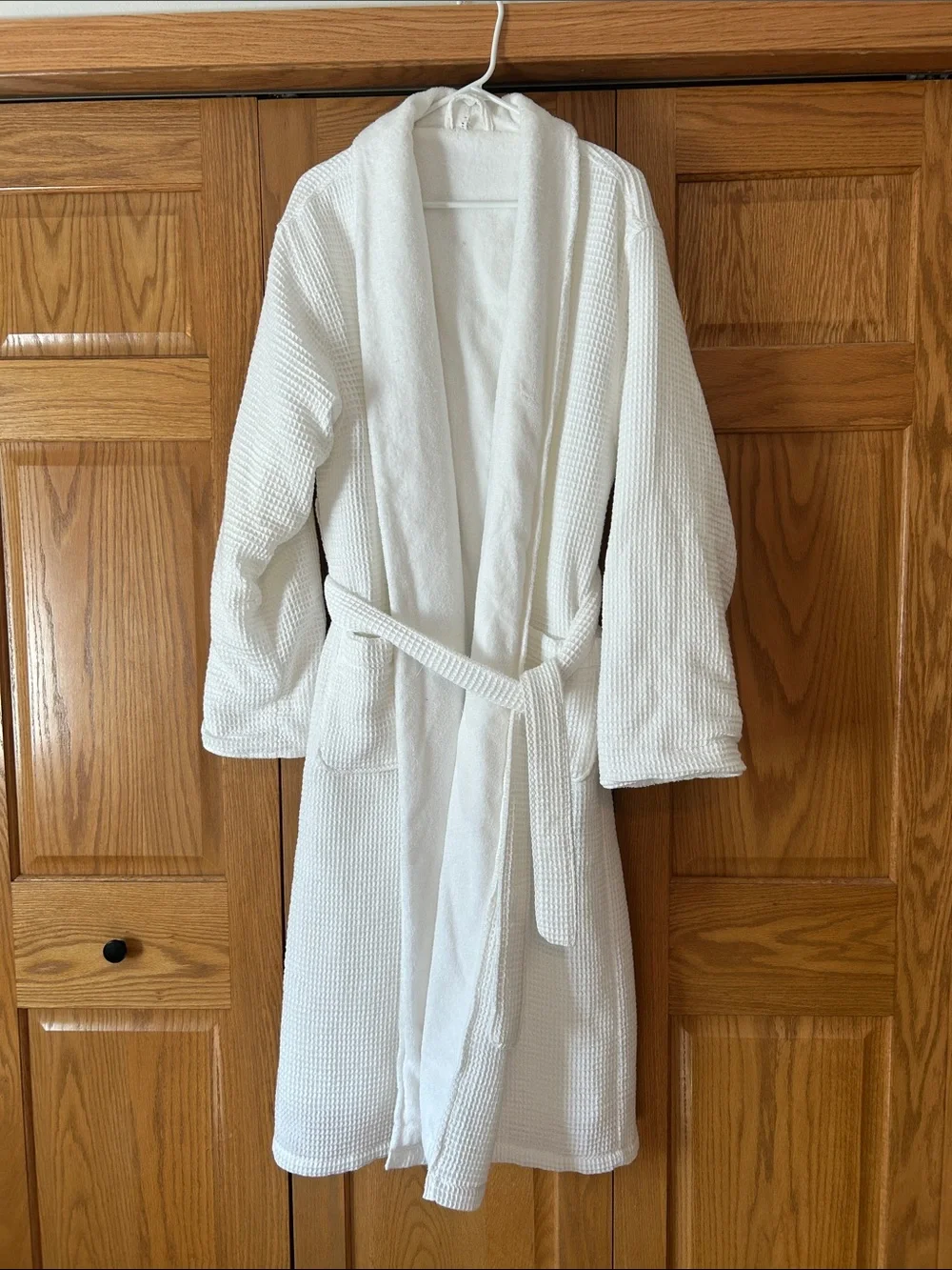 Pottery Barn - White Waffle Robe -OS